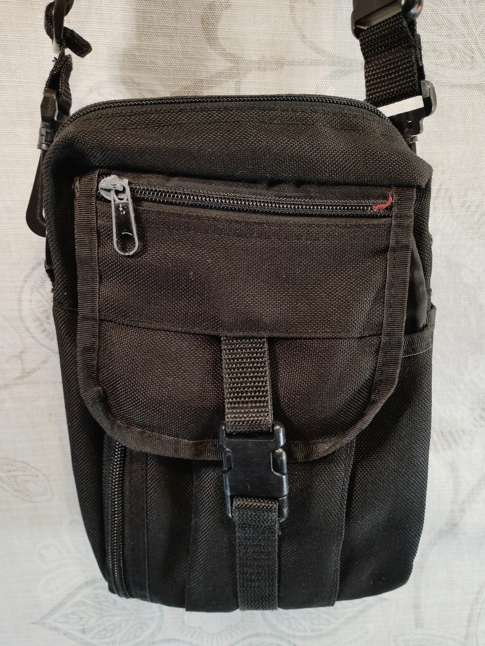 Black compact Messenger/ Crossbody Bag